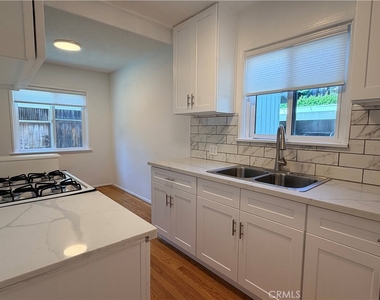 722 Westbourne - Photo Thumbnail 9