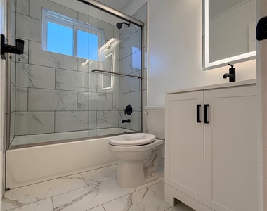 722 Westbourne - Photo Thumbnail 10