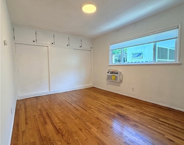 722 Westbourne - Photo Thumbnail 14