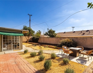 2206 Stinson Street - Photo Thumbnail 19