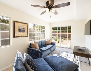 2206 Stinson Street - Photo Thumbnail 8