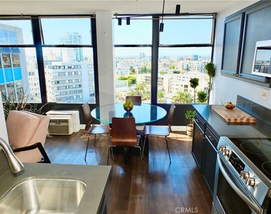 100 Atlantic - Photo Thumbnail 15