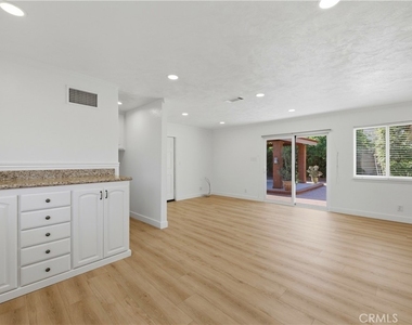 9306 Gregory Street - Photo Thumbnail 15