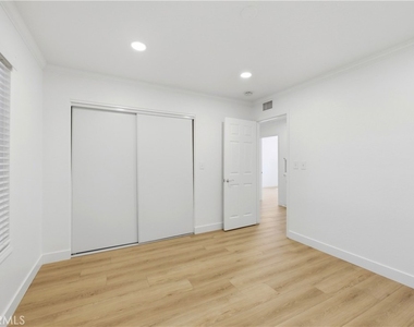9306 Gregory Street - Photo Thumbnail 24