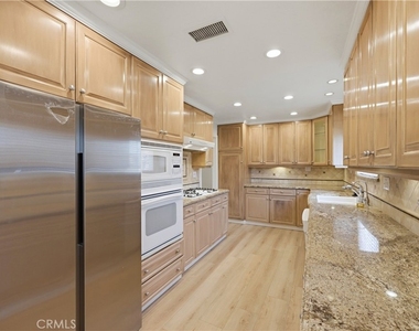 9306 Gregory Street - Photo Thumbnail 14