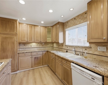 9306 Gregory Street - Photo Thumbnail 13
