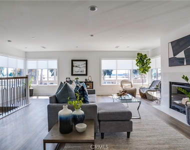 4603 E Ocean Boulevard - Photo Thumbnail 6
