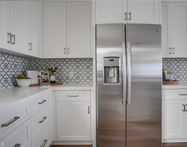 4603 E Ocean Boulevard - Photo Thumbnail 23