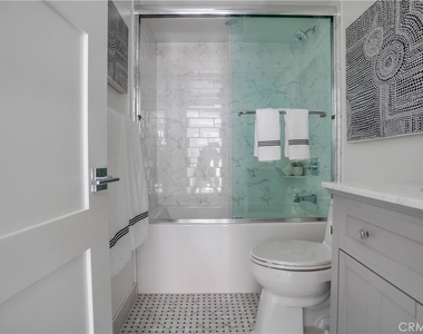 4603 E Ocean Boulevard - Photo Thumbnail 31