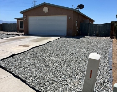 14914 Binford Avenue - Photo Thumbnail 34
