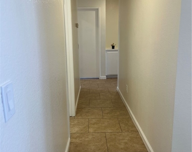 14914 Binford Avenue - Photo Thumbnail 17