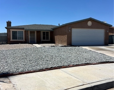 14914 Binford Avenue - Photo Thumbnail 32
