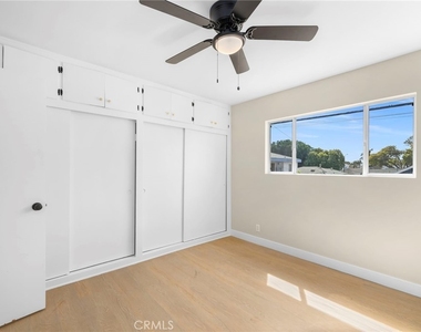 3020 E 3rd - Photo Thumbnail 20