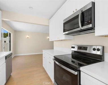 3020 E 3rd - Photo Thumbnail 13