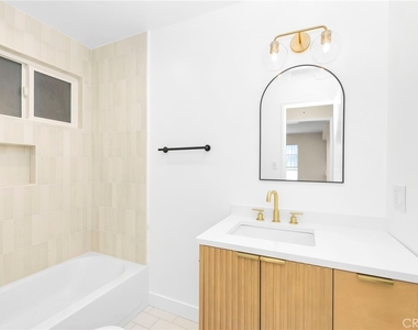3020 E 3rd - Photo Thumbnail 16