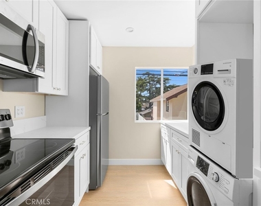 3020 E 3rd - Photo Thumbnail 12