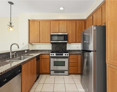 12664 Chapman Avenue - Photo Thumbnail 7