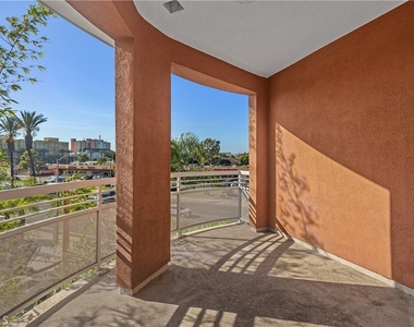 12664 Chapman Avenue - Photo Thumbnail 15