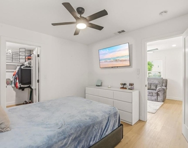 519 S 33rd Street - Photo Thumbnail 17