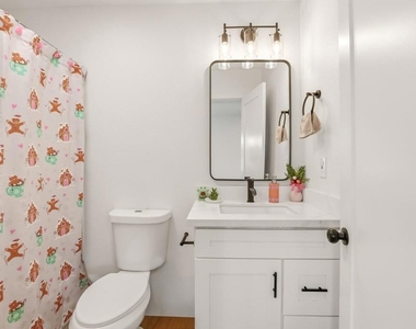519 S 33rd Street - Photo Thumbnail 21