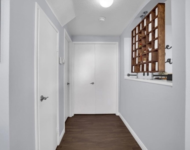 885 Oakland Hills Drive - Photo Thumbnail 26