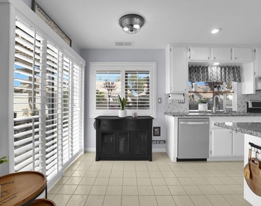 885 Oakland Hills Drive - Photo Thumbnail 18