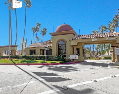 885 Oakland Hills Drive - Photo Thumbnail 54