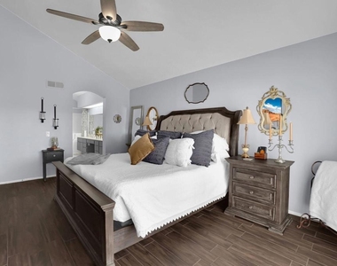 885 Oakland Hills Drive - Photo Thumbnail 29