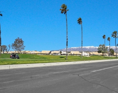 885 Oakland Hills Drive - Photo Thumbnail 55