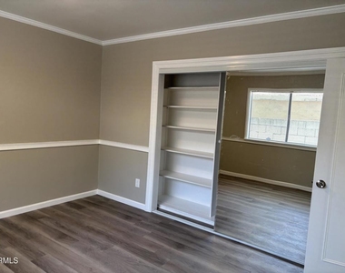 10822 Hartsook Street - Photo Thumbnail 9