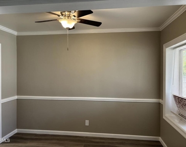 10822 Hartsook Street - Photo Thumbnail 7
