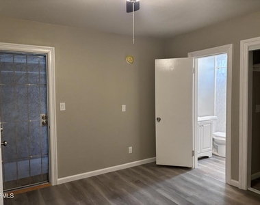 10822 Hartsook Street - Photo Thumbnail 18