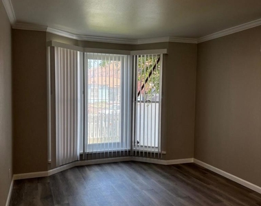 10822 Hartsook Street - Photo Thumbnail 15