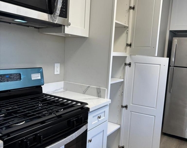 10822 Hartsook Street - Photo Thumbnail 10