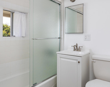 964 Atchison #c Street - Photo Thumbnail 16