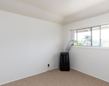 964 Atchison #c Street - Photo Thumbnail 17