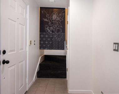 787 Magnolia Avenue - Photo Thumbnail 8