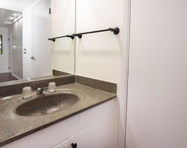 787 Magnolia Avenue - Photo Thumbnail 20