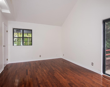 787 Magnolia Avenue - Photo Thumbnail 25