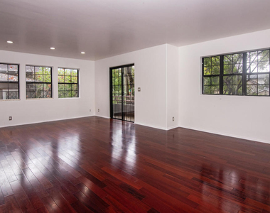787 Magnolia Avenue - Photo Thumbnail 5