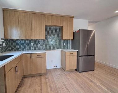 5163 El Rio Avenue - Photo Thumbnail 1