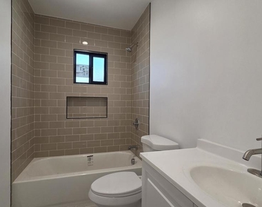 5163 El Rio Avenue - Photo Thumbnail 5