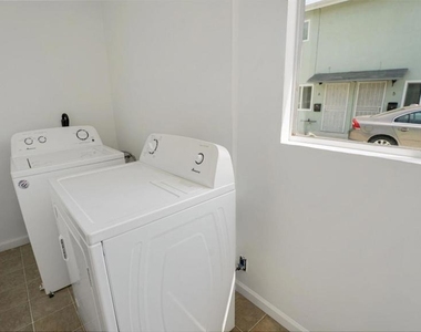 544 Salem Street - Photo Thumbnail 11