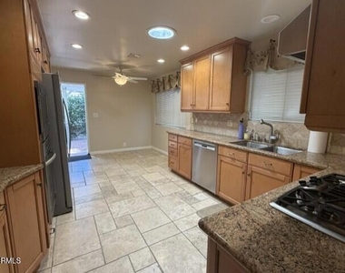 3040 Orange Avenue - Photo Thumbnail 12