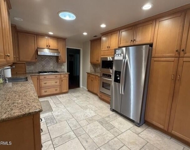 3040 Orange Avenue - Photo Thumbnail 11
