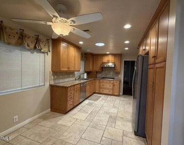 3040 Orange Avenue - Photo Thumbnail 9