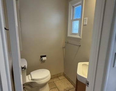 3040 Orange Avenue - Photo Thumbnail 14