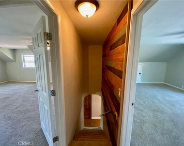 2761 Joan - Photo Thumbnail 30