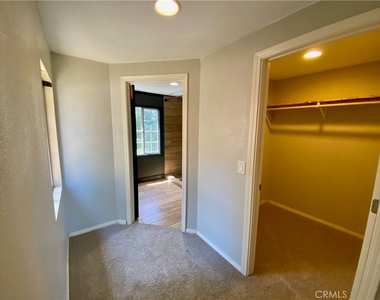 2761 Joan - Photo Thumbnail 40