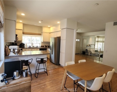 580 N Pageant - Photo Thumbnail 16